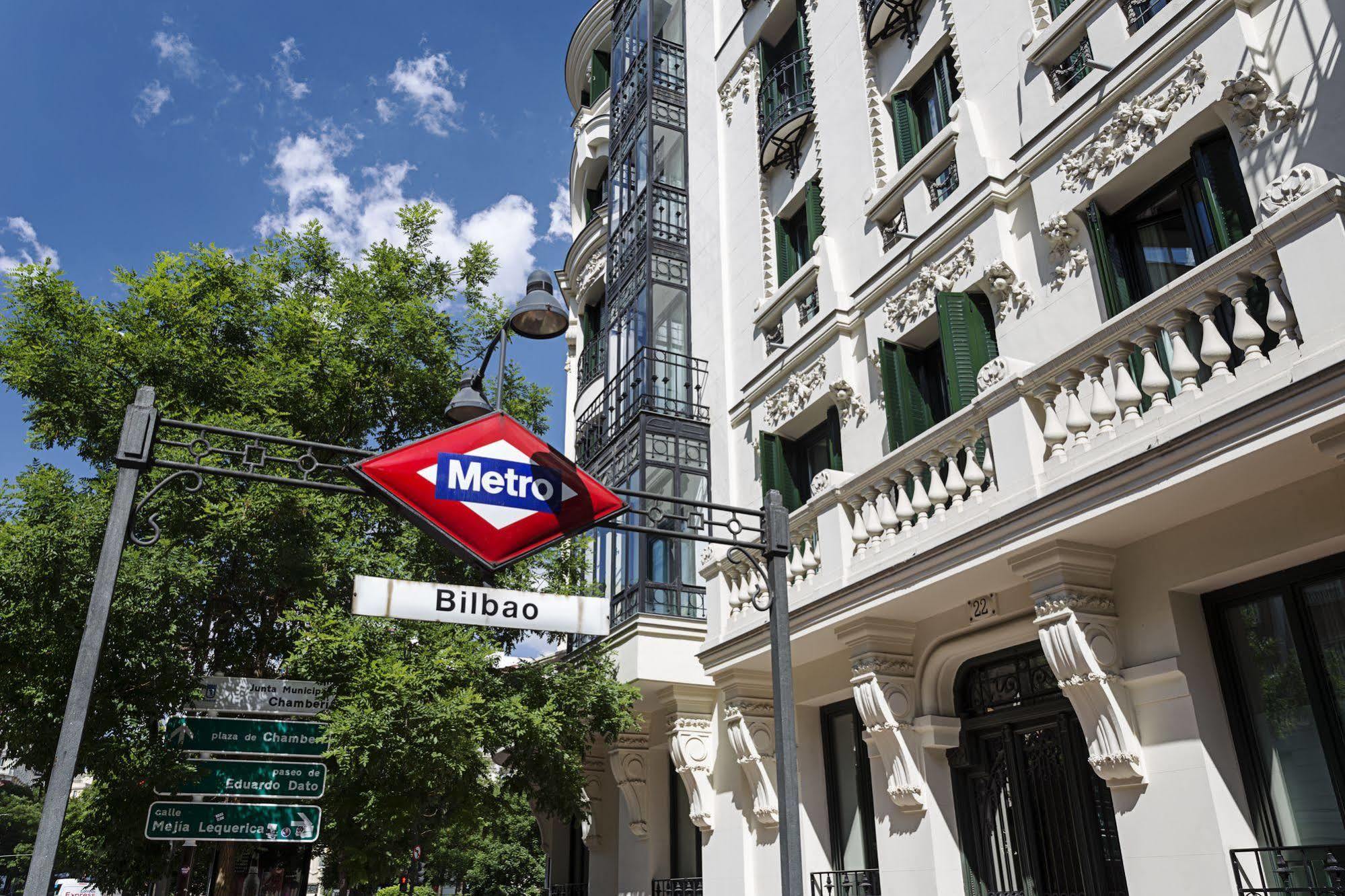 One Shot Luchana Madrid Exterior foto