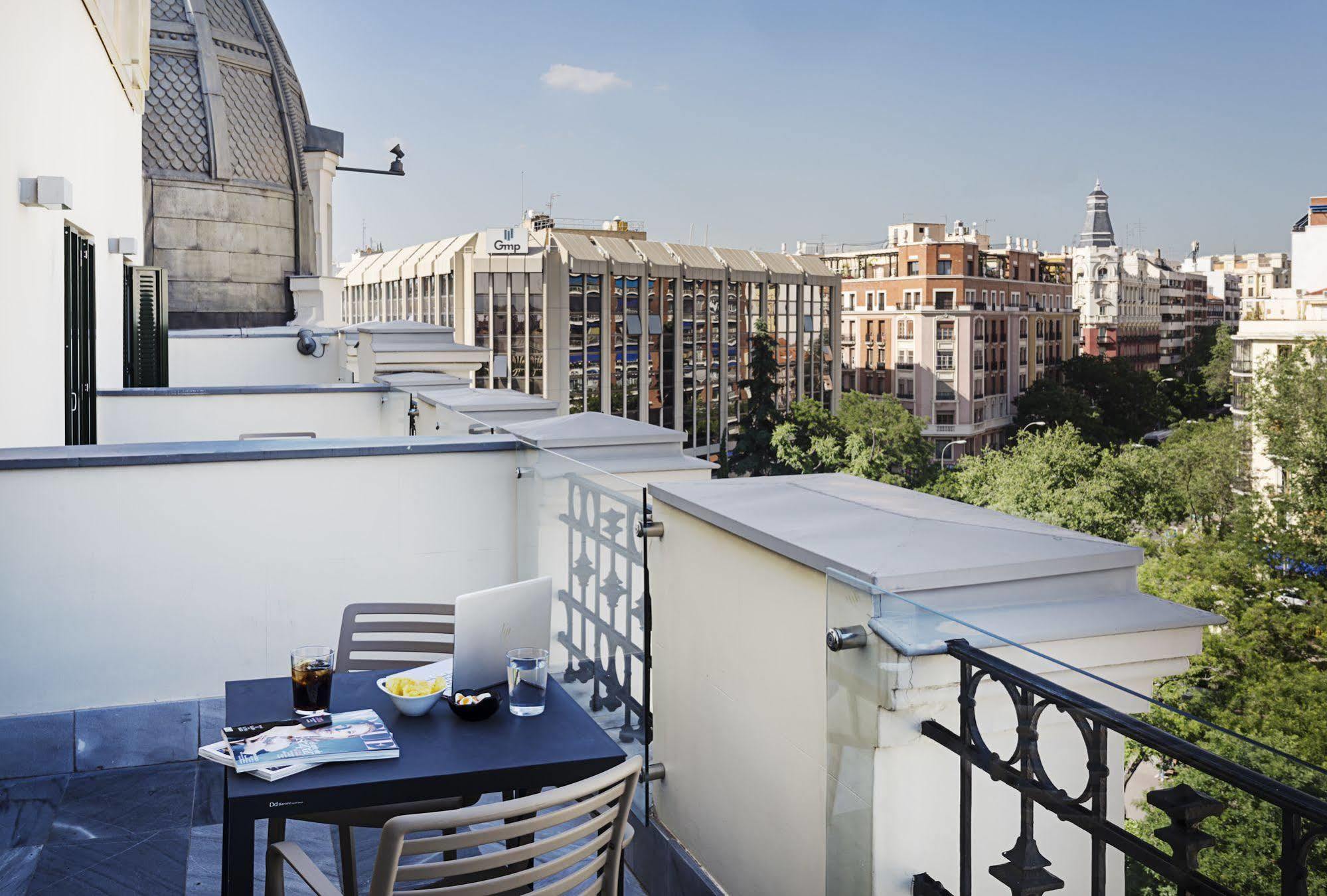 One Shot Luchana Madrid Exterior foto
