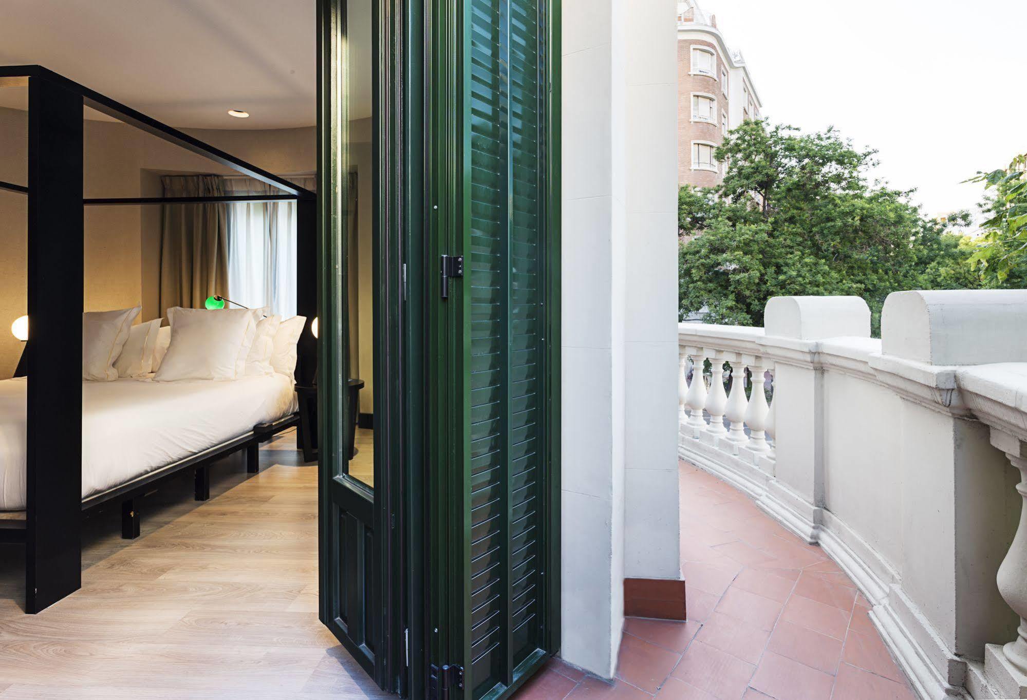 One Shot Luchana Madrid Exterior foto